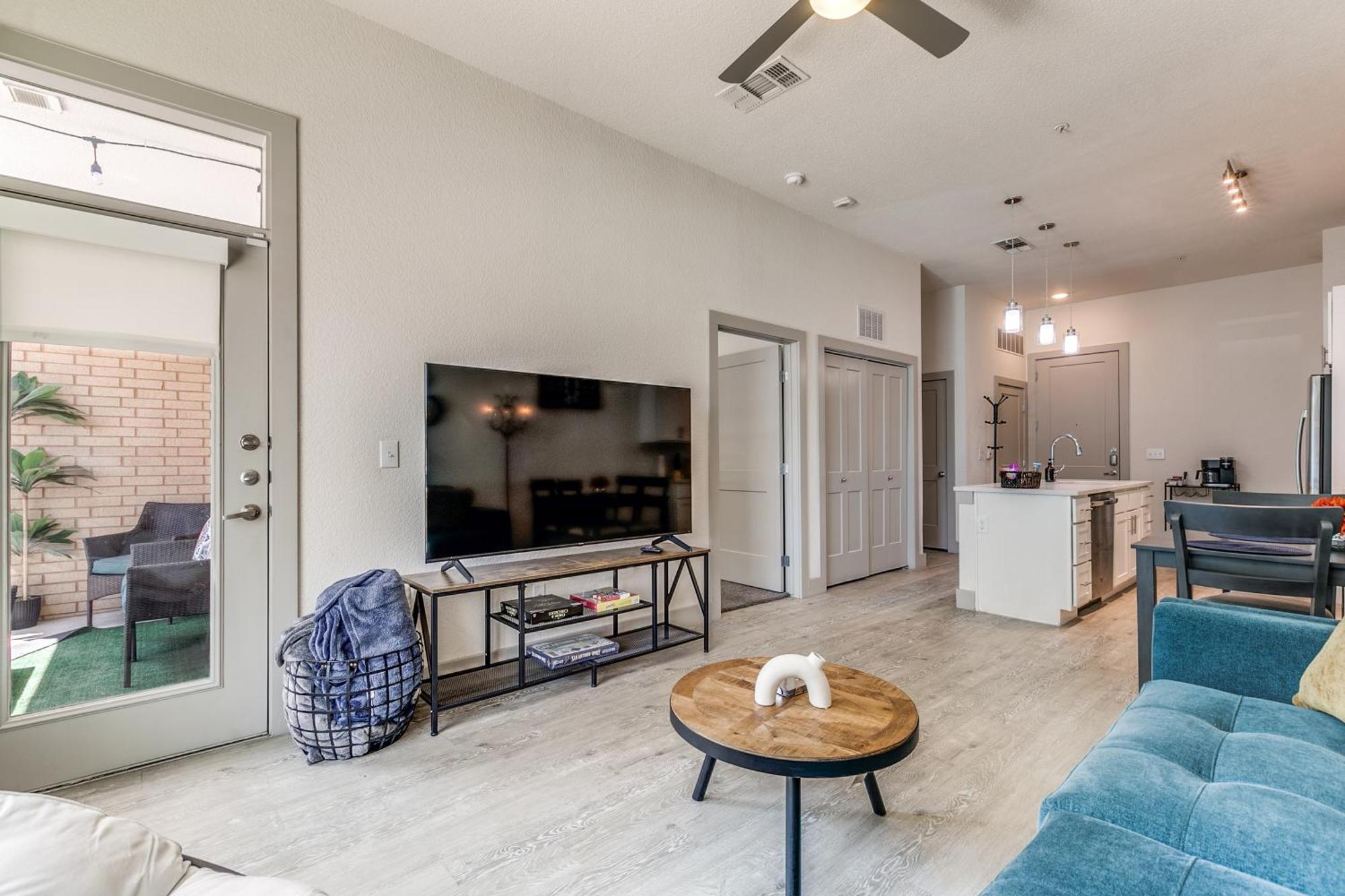 Lush Downtown Condo On Riverwalk W King Ste, Free Parking, Pet Friendly, Centrally Located On Riverwalk 圣安东尼奥 外观 照片