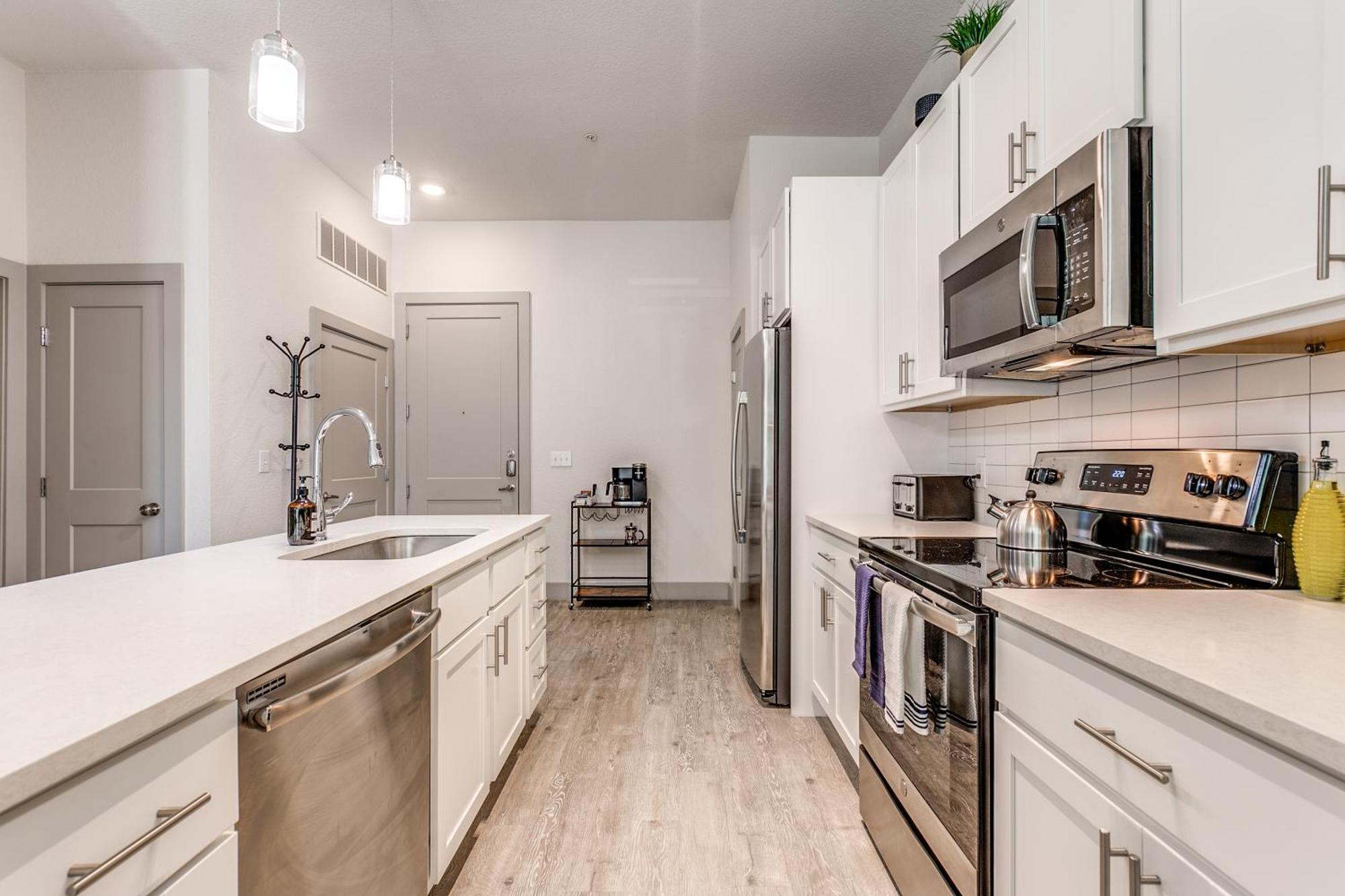 Lush Downtown Condo On Riverwalk W King Ste, Free Parking, Pet Friendly, Centrally Located On Riverwalk 圣安东尼奥 外观 照片